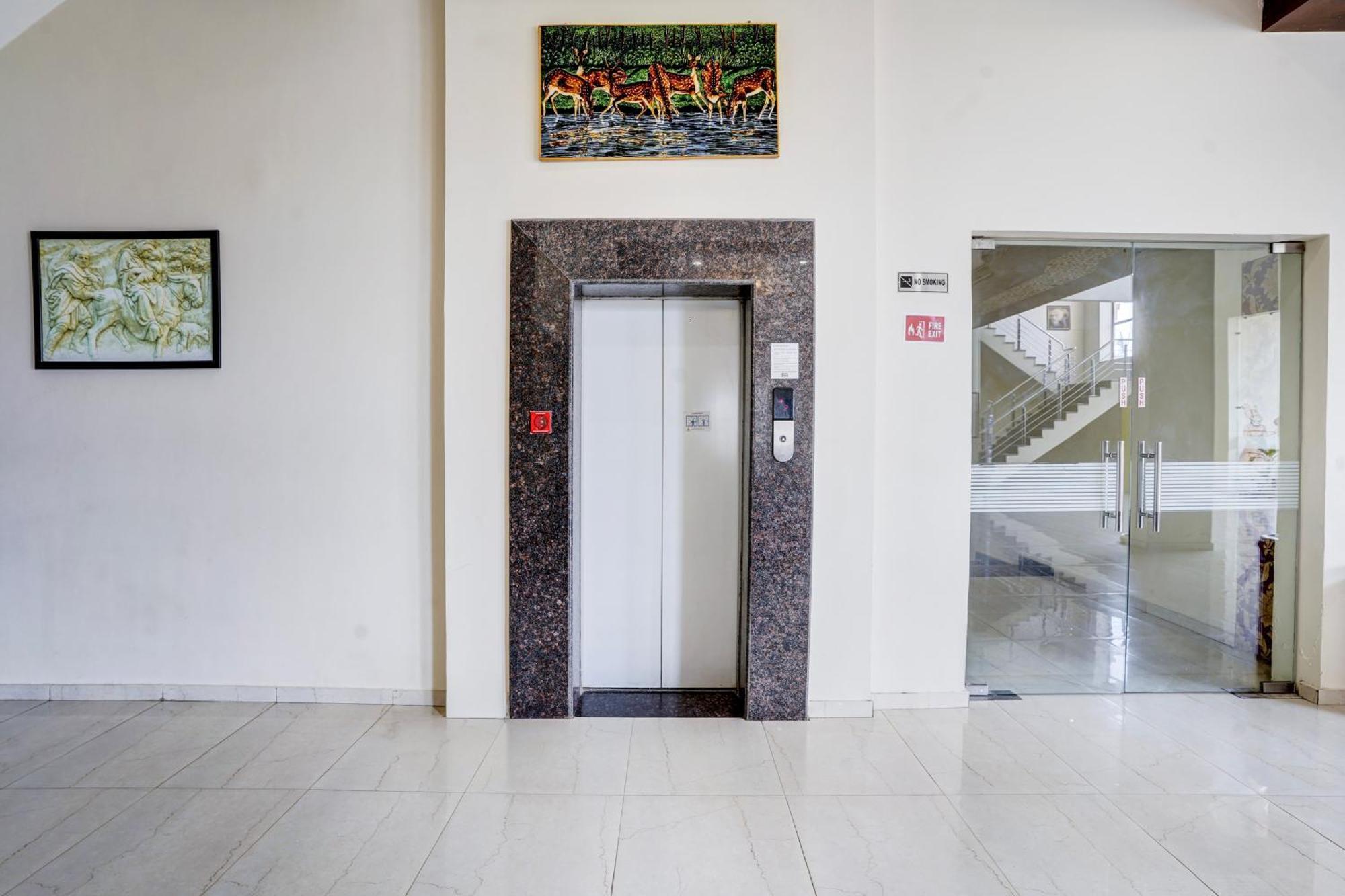 Hotel Amrit Manthan Chittorgarh Eksteriør bilde