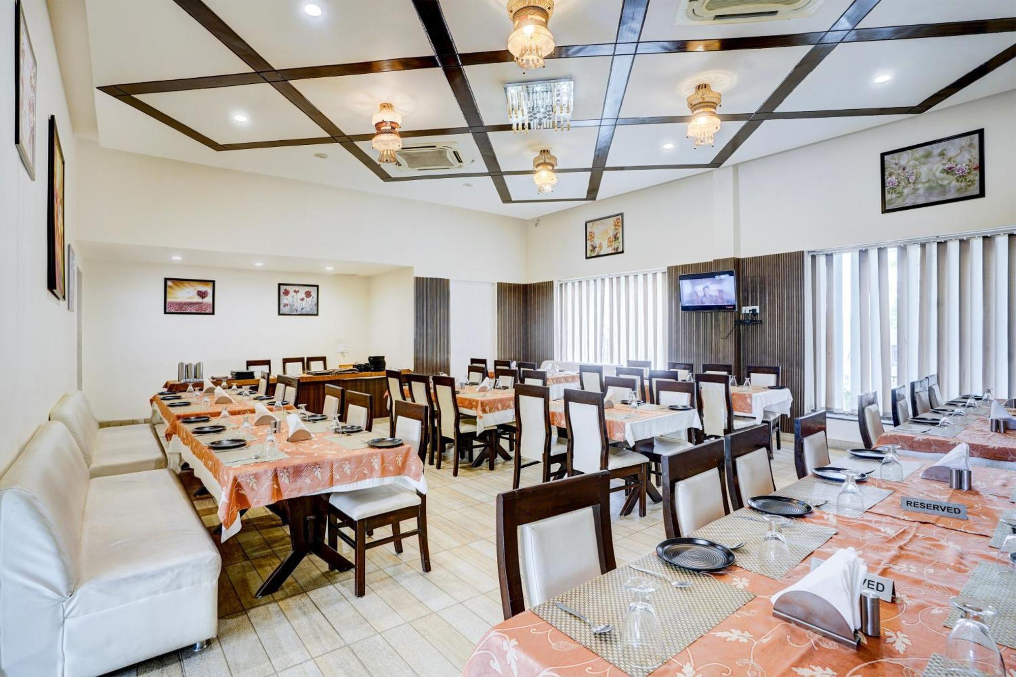 Hotel Amrit Manthan Chittorgarh Eksteriør bilde
