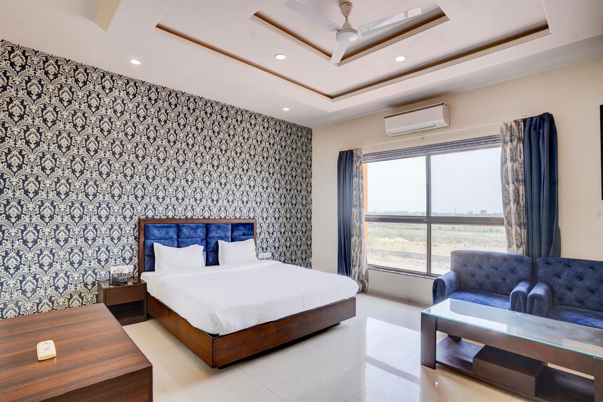 Hotel Amrit Manthan Chittorgarh Eksteriør bilde