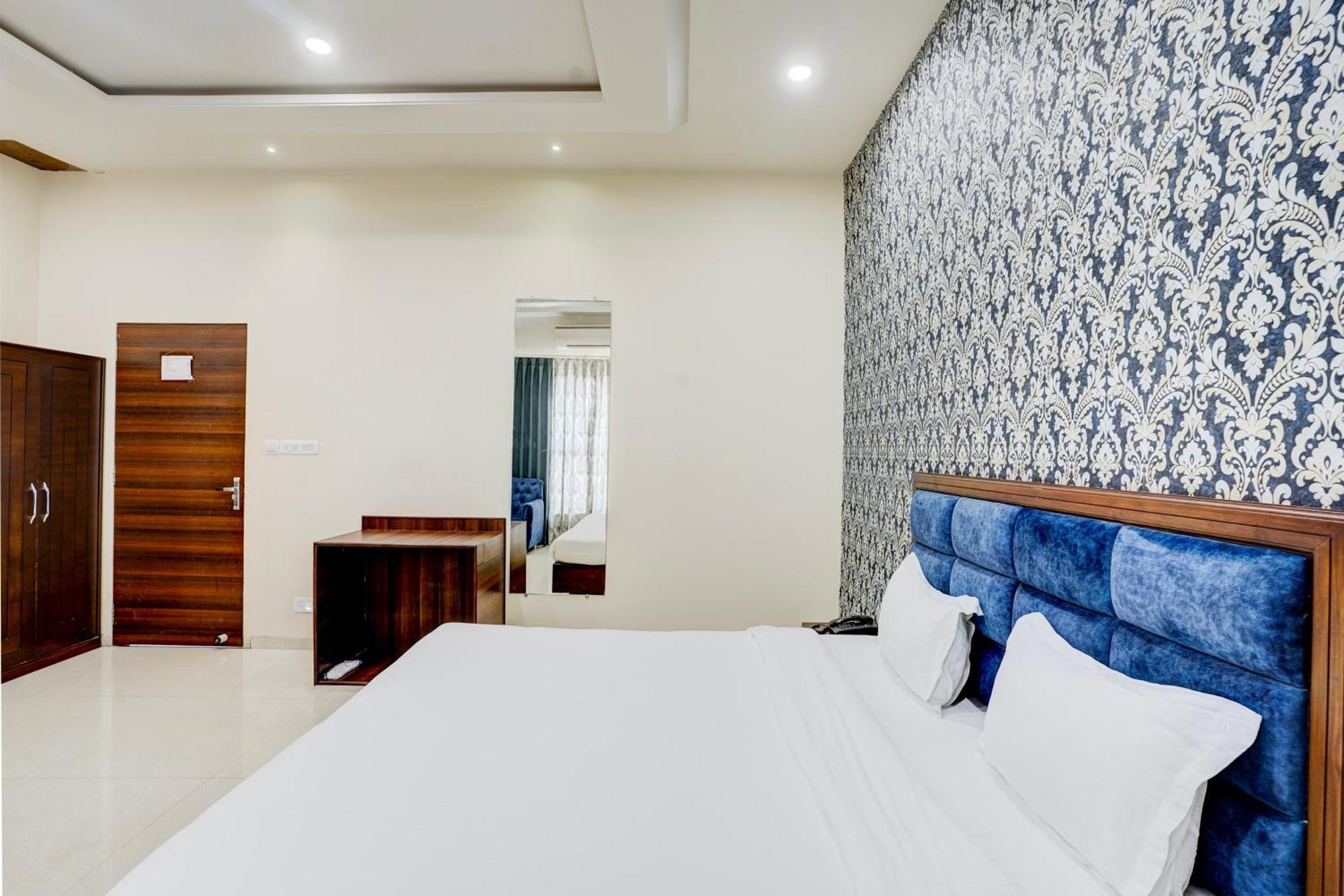 Hotel Amrit Manthan Chittorgarh Eksteriør bilde