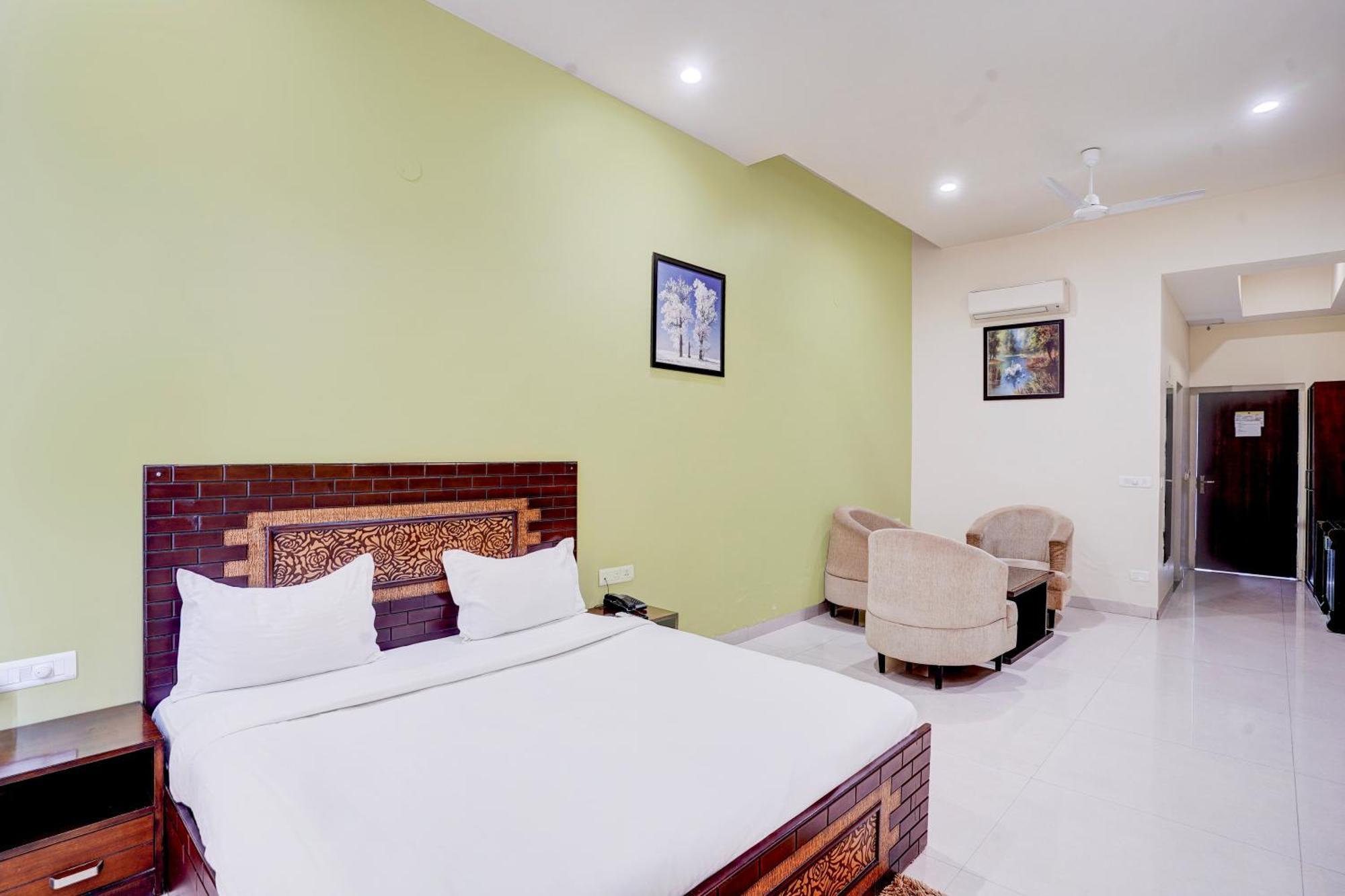Hotel Amrit Manthan Chittorgarh Eksteriør bilde