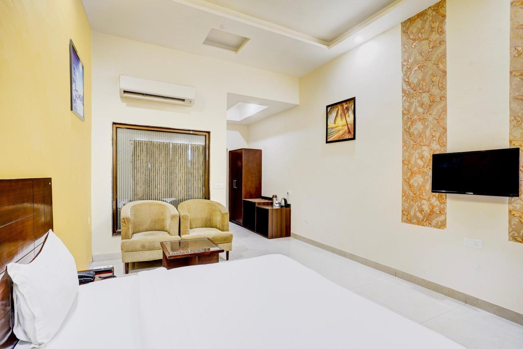 Hotel Amrit Manthan Chittorgarh Eksteriør bilde
