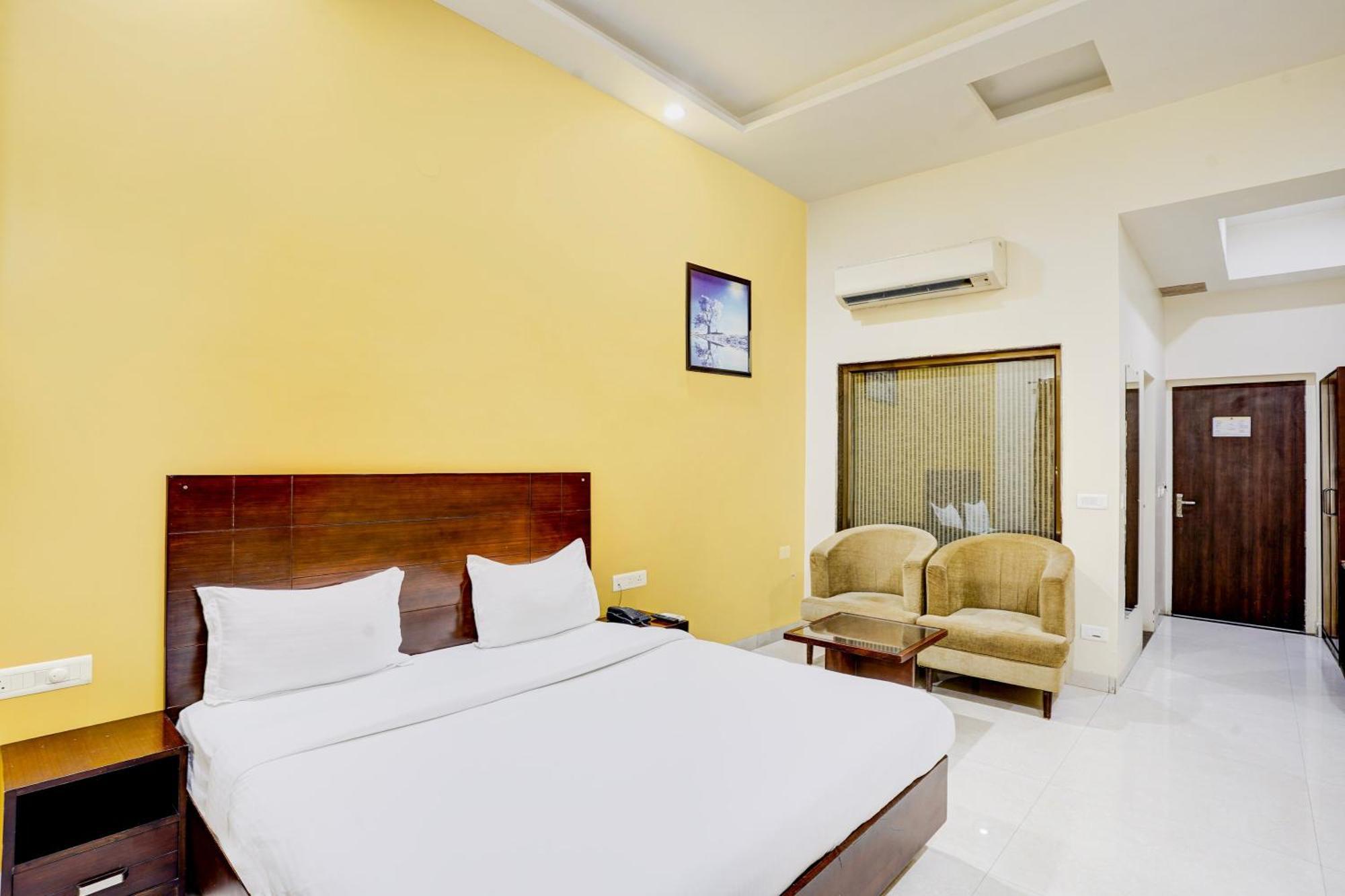Hotel Amrit Manthan Chittorgarh Eksteriør bilde